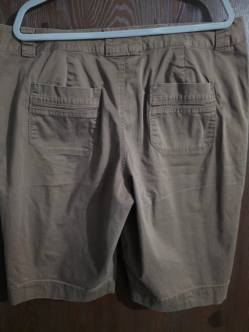 a.n.a Women's Cargo Shorts in Brown - Picture 3 of 3